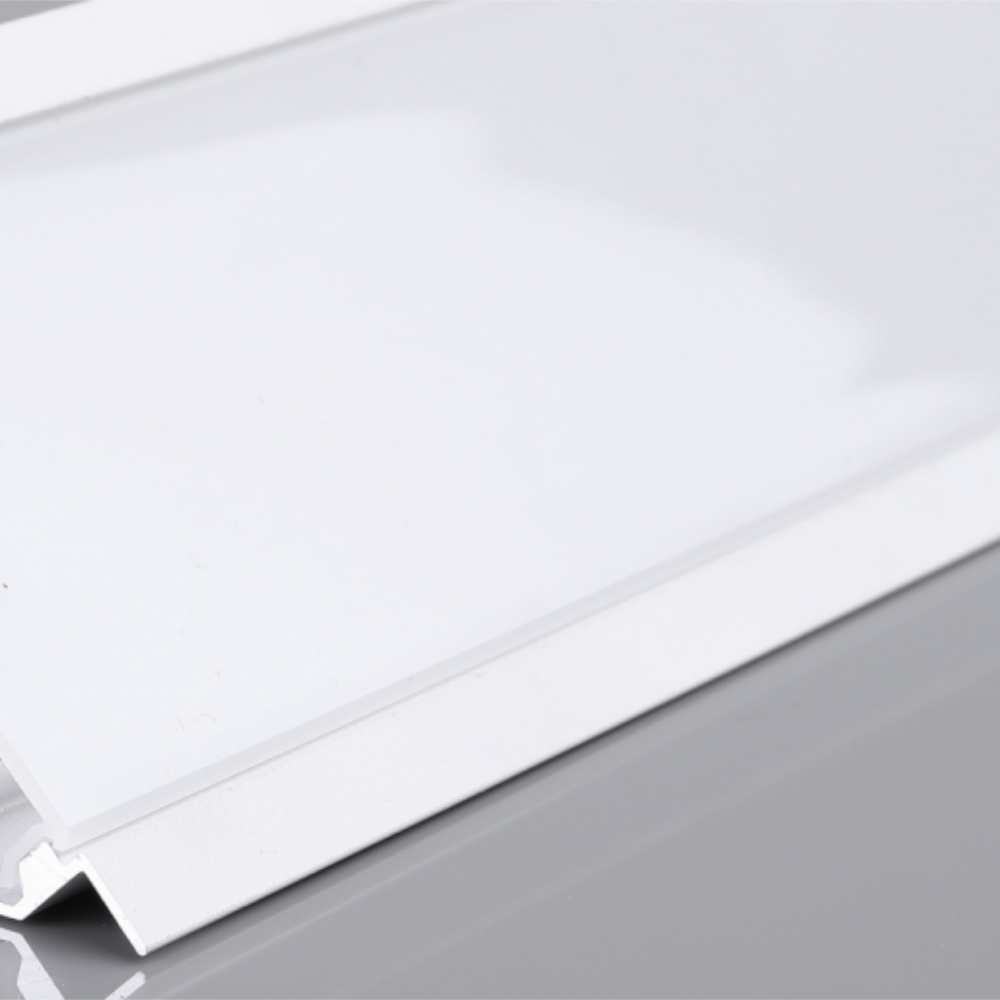 Perfil de Alumínio Triangular c/ Tampa 4545 2Metros p/ Fita LED - iLed7.com