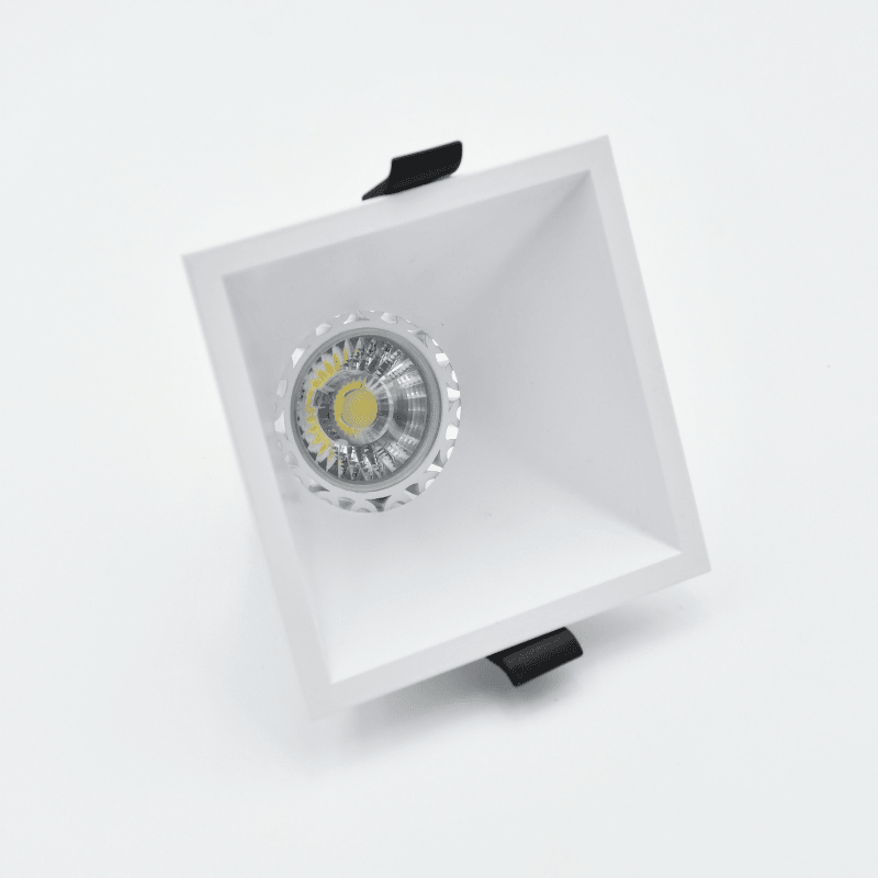 Aro Quadrado Downlight p/ Lâmpadas GU10 - iLed7.com