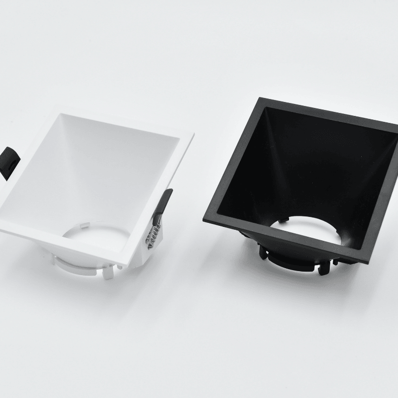 Aro Quadrado Downlight p/ Lâmpadas GU10 c/ Inclinação - iLed7.com