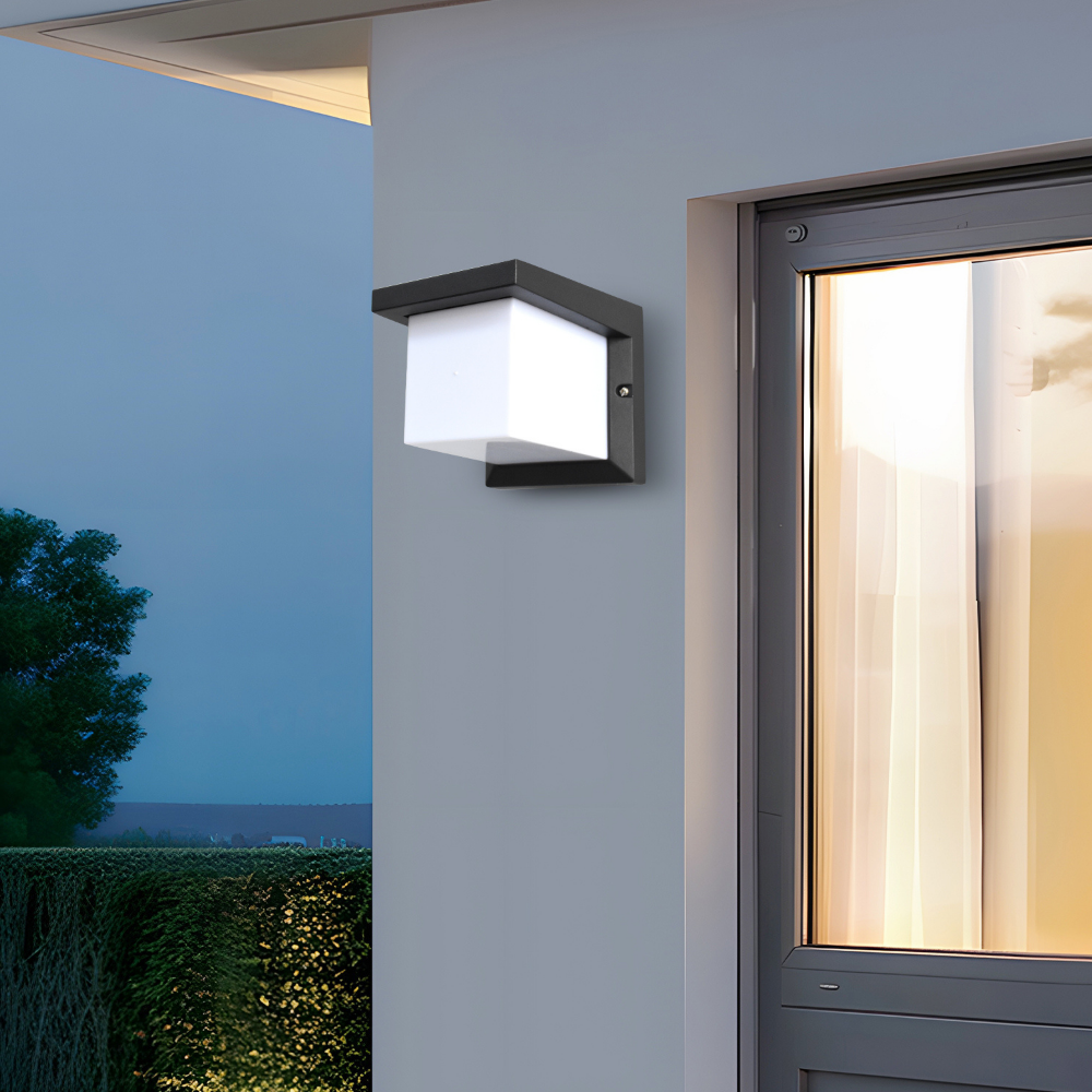 Aplique de Parede Quadrado Preto P/ 1 Lâmpada E27 IP65 LED7