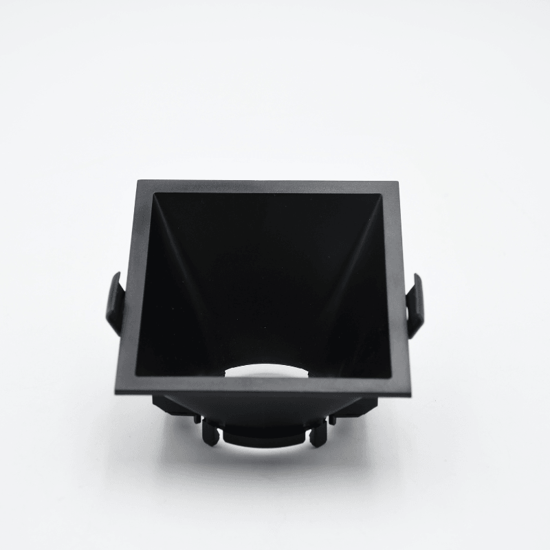 Aro Quadrado Downlight p/ Lâmpadas GU10 c/ Inclinação - iLed7.com