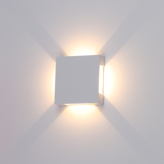 Aplique de Parede LED Quadrado 4W 400LM 3000K Branco PVC IP65 LED7